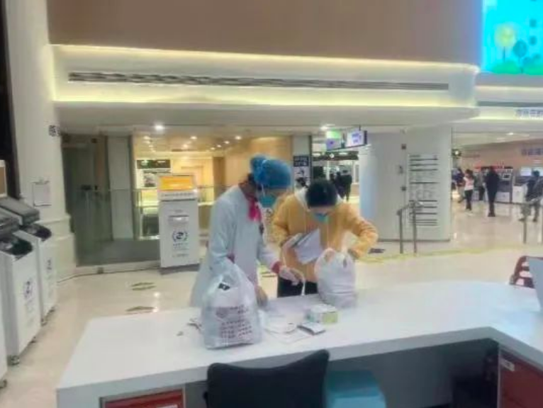 揭秘屯溪区口腔医院，谁在守护您的微笑？——探寻高水准口腔诊疗医师