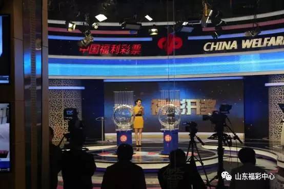 观看本港台开奖现场直播的全面指南