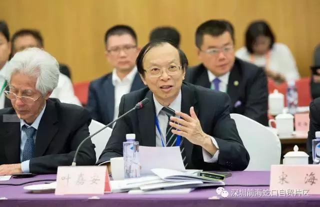 揭秘香港最准最快资料网站，信息时代的智囊团香港最准最快资料网站下