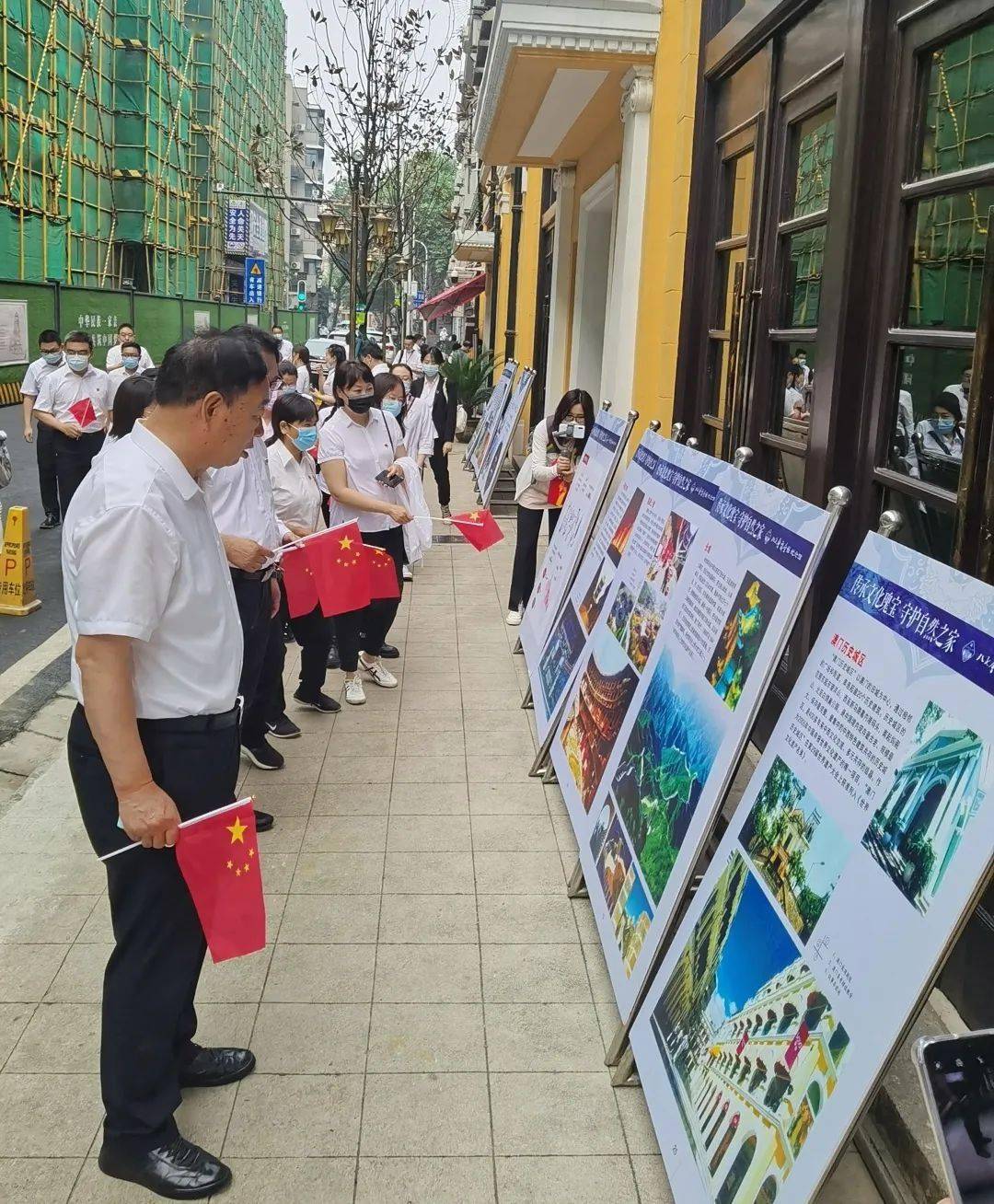波肖门尾，彩色图库中的城市记忆与文化瑰宝波肖门尾图库资料中心