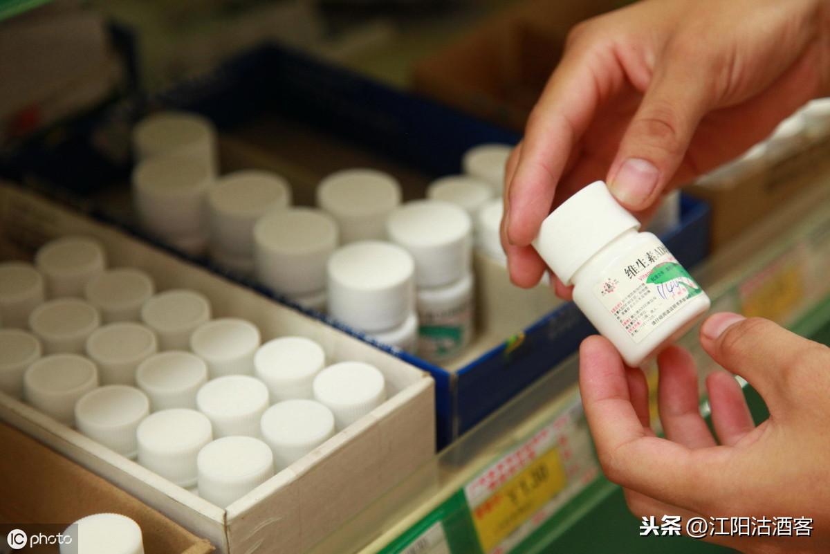 澳门彩今晚必中一肖—揭秘，理性与概率的平衡艺术？不实之谈，切勿迷信！澳门最准一肖中特公开选料1