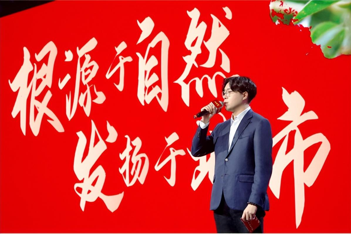 2023年回顾与展望，免费资料大全下载的年度盛宴2025年正版资料免费大全