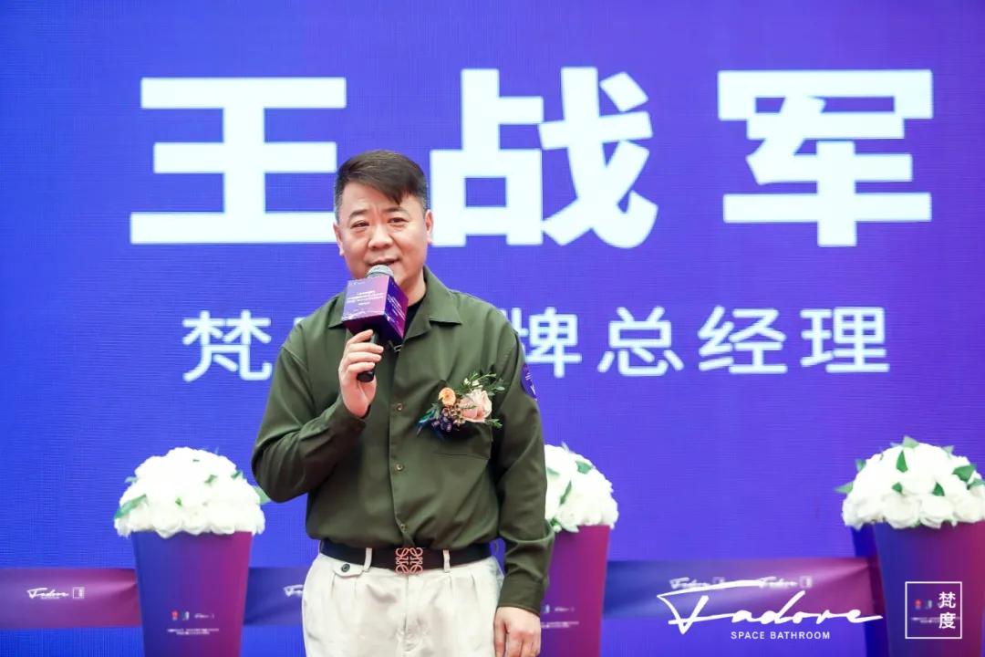 2019香港马会全年资料大全，赛场风云与慈善盛举的精彩回顾香港2021年马会资料大全