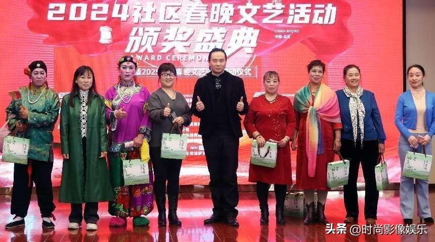 2019年全年资料免费看，一场知识盛宴的开启2025年正版资料免费大全