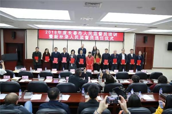 蓝姐三中三大论坛，探索与交流的智慧平台蓝姐三中三论坛精准资料大全传真工作资料电脑知